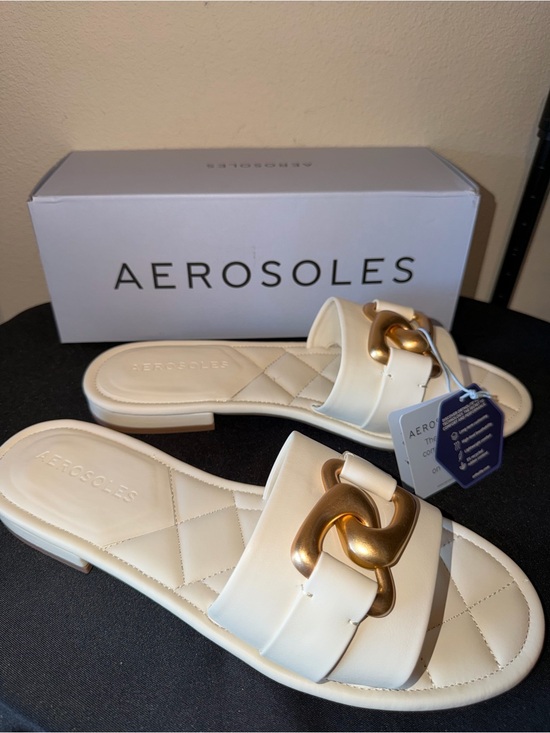 AEROSOLES Shoes - AEROSOLES Cream Slide Sandals with Gold Chain Detail